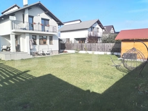 Casă cu etaj în Sânpetru – 113 mp utili, teren 500 mp, panouri solare 5 Kw - imagine 2