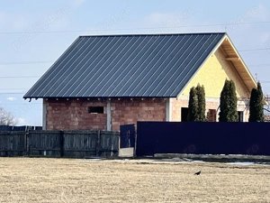 Teren intravilan 1000 mp ingradit cu foisor inchis utilitati pe teren PUZ livada pomi fructiferi - imagine 9