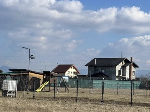 Teren intravilan 1000 mp ingradit cu foisor inchis utilitati pe teren PUZ livada pomi fructiferi - imagine 8