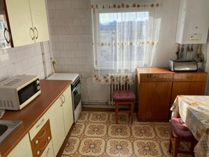 Inchiriez apartament cu 2 camere - imagine 3