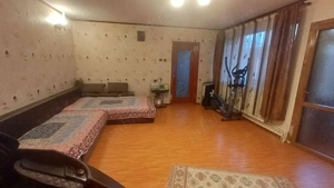 Balcon sau curte? Casa. - imagine 7