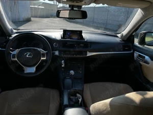 lexus ct200h  - imagine 3