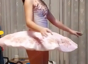 Vând Tutu + Body 7-10 ani