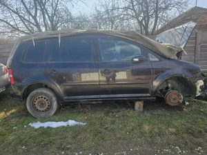 Vand vw touran 1.9 tdi 7 locuri pentru dezmembrări  - imagine 2