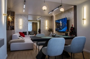 Inchiriez apartament 3 camere decomanda in Deva, zona I. Maniu in L-uri, etaj 6, bloc de 7 etaje,