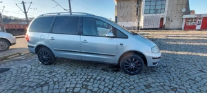 Volkswagen Sharan  - imagine 5