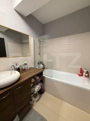 Apartament cu 3 camere, 80 mp utili, mobilat si utilat, parcare, zona centrala - imagine 15