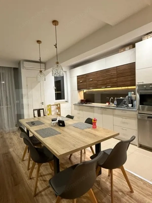 Apartament cu 3 camere, 80 mp utili, mobilat si utilat, parcare, zona centrala - imagine 4