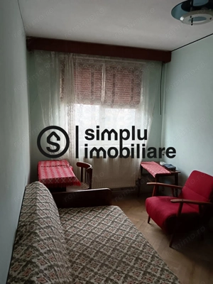 3 semidecomandate, etaj 3, centrala termica - 95 000 Euro