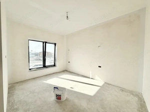 Duplex 5 camere - 365 mp teren - Asfalt - Pozitie ideala Mosnita - imagine 16