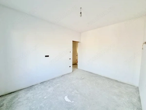 Duplex 5 camere - 365 mp teren - Asfalt - Pozitie ideala Mosnita - imagine 14
