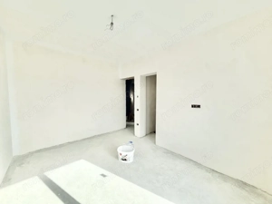 Duplex 5 camere - 365 mp teren - Asfalt - Pozitie ideala Mosnita - imagine 9