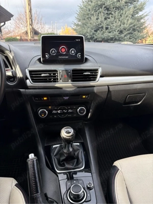 Mazda 3 CD105 Revolution - imagine 3