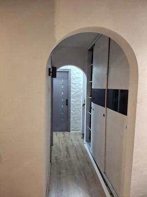 Aradului Vest | 3 camere | Decomandat | Centrală proprie - imagine 3