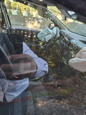 Dacia logan avariata - imagine 5