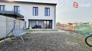 Duplex de vanzare in Sacalaz, 4 camere + 2 bai si toate utilitatile - imagine 19