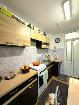 APARTAMENT 2 CAMERE, ETAJ 2, ZONA ARADULUI, COMPLET MOBILAT SI UTILAT - imagine 5