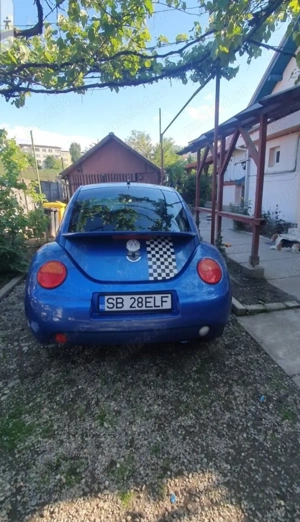 Vând convenabil Volkswagen New Beatle  - imagine 2