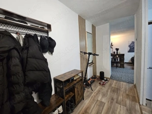 Etaj 1, Decomandat, 59MPU reali + 2 balcoane, mobilat si utilat  - imagine 8