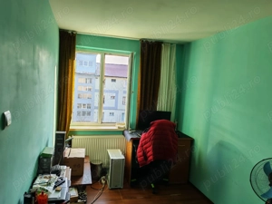 Vind apartament 3 camere situat pe strada Victoriei, bl. 9, sc. A, et. 4, Slatina - imagine 4