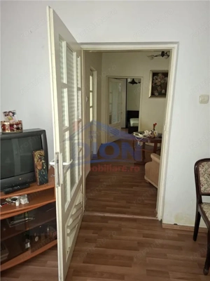 In Calarasi  - Central -Casa si teren  pe strada Grivita - imagine 4