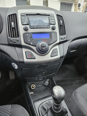 Vând Hyundai i30 CW  - imagine 7