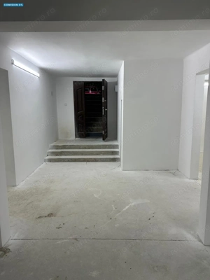 Spațiu comercial 200 mp – Ideal producție / confecții / depozitare 