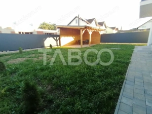 Casa moderna de inchiriat mobilata utilata cu garaj si curte Selimbar  - imagine 13