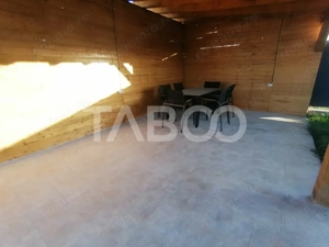 Casa moderna de inchiriat mobilata utilata cu garaj si curte Selimbar  - imagine 16