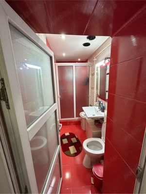 Vând apartament 2 camere , micro 6 - imagine 8