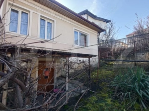 Oportunitate ! Casă renovabilă, 176 mp, teren de 530 mp, zona Andrei Mureșanu! - imagine 4