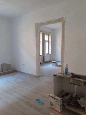 2 cam doua bai centrala proprie zona Iosefin - imagine 9