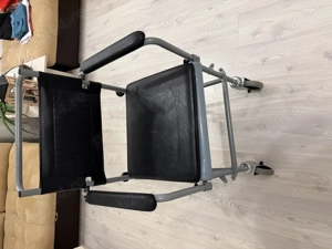 Scaun cu WC (toaleta) Invacare - fara suporti picioare