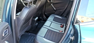 Peugeot 2008 - An 2019 Benzină - Cutie Automată  - imagine 10