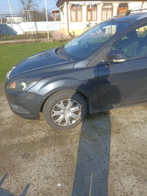 vînd Ford focus doi dizel euro 4 anul 2008  - imagine 5