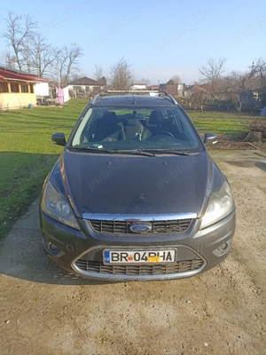 vînd Ford focus doi dizel euro 4 anul 2008  - imagine 4