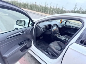 Ford Mondeo 2.0 TDCI PowerShift ST Line High - imagine 6