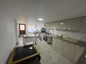 Vânzare casă P+1 și teren generos în Stănești - *stil rustic-conac* - imagine 9