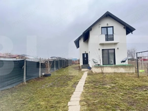 Casă spațioasă în zona Tulbureni cu teren de 1400 mp - imagine 9