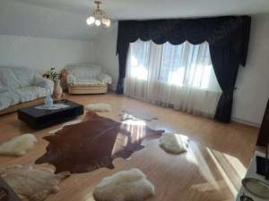 vand casa an valea lupuli an iasi 1000m2 cu tot si util 240 m 2 se vine cu tot ce este anauntru  - imagine 9