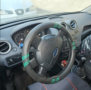 Vând Ford Fiesta, 2005, benzină - imagine 5