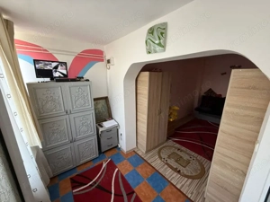 Casă decomandată 3 camere + grădină 450 m², zonă liniștită Galați - imagine 7