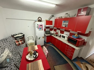 Casă decomandată 3 camere + grădină 450 m², zonă liniștită Galați - imagine 8