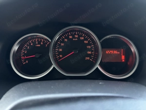 Dacia Logan 1.5 Blue dCi Laureate - imagine 10