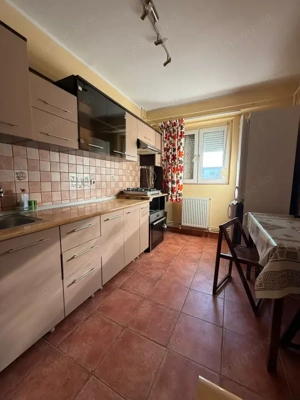 Apartament 2 camere, decomandat, mobilat și utilat – bloc reabilitat termic