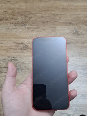 2 iphone și un samsung  - imagine 3