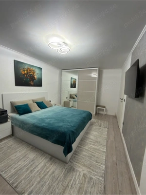 Vând garsonieră !!