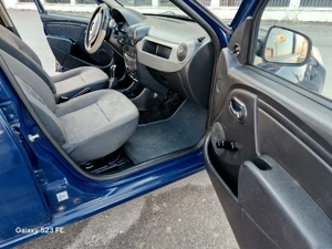 Dacia sandero cu 75 de mii km reali an 2009