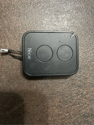 Telecomenzi NICE pentru poarta sau usi automate electrice - imagine 3