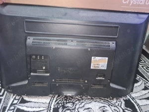 Vând televizor samsung crystal uhd